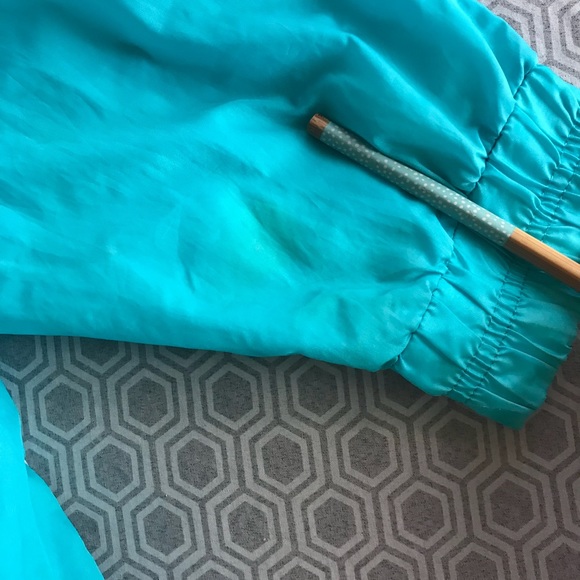 ⛔️SOLD⛔️Vintage Puma Windbreaker - Picture 6 of 8